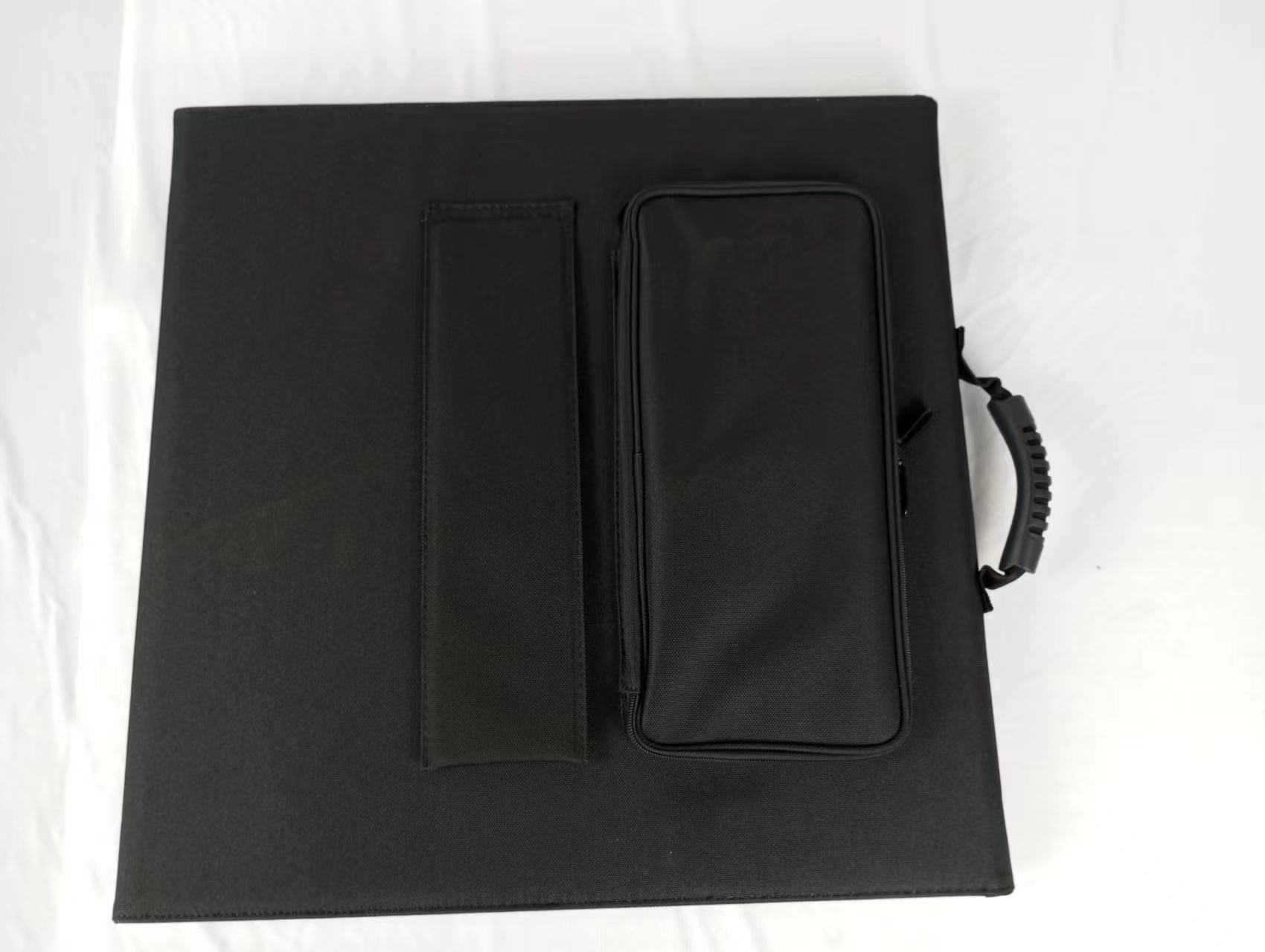 200Wポータブルソーラーパネル折りたたみ式充電器（RV用） - Solar Panel 200W Portable Foldable のレビューと価格